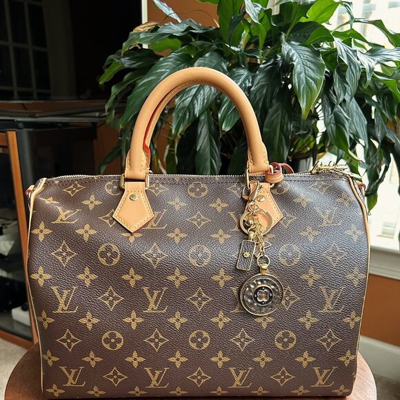 RUSTIC CLOVER Bag Charm Brown Black and Gold Tone - Picture 6 of 9